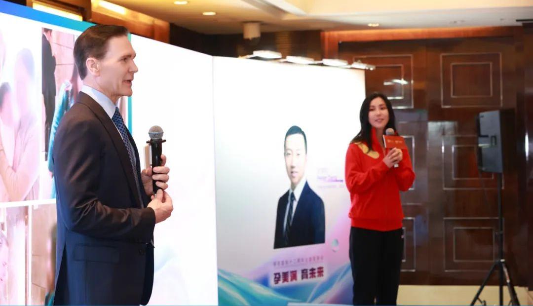 约翰・威尔考克斯