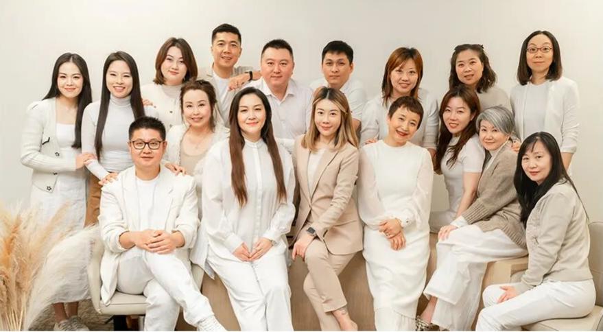 中美双语医护团队